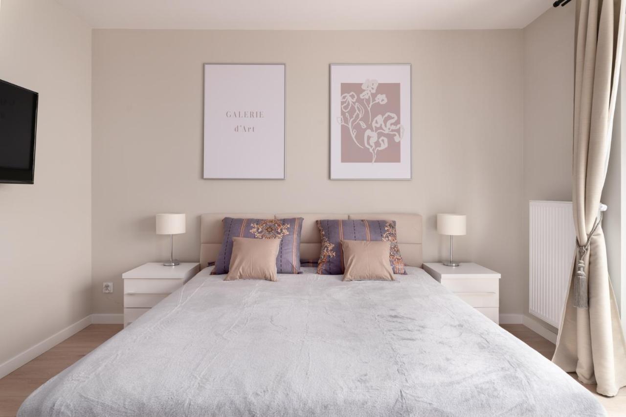 Ultima Apartment วรอตซวาฟ ภายนอก รูปภาพ